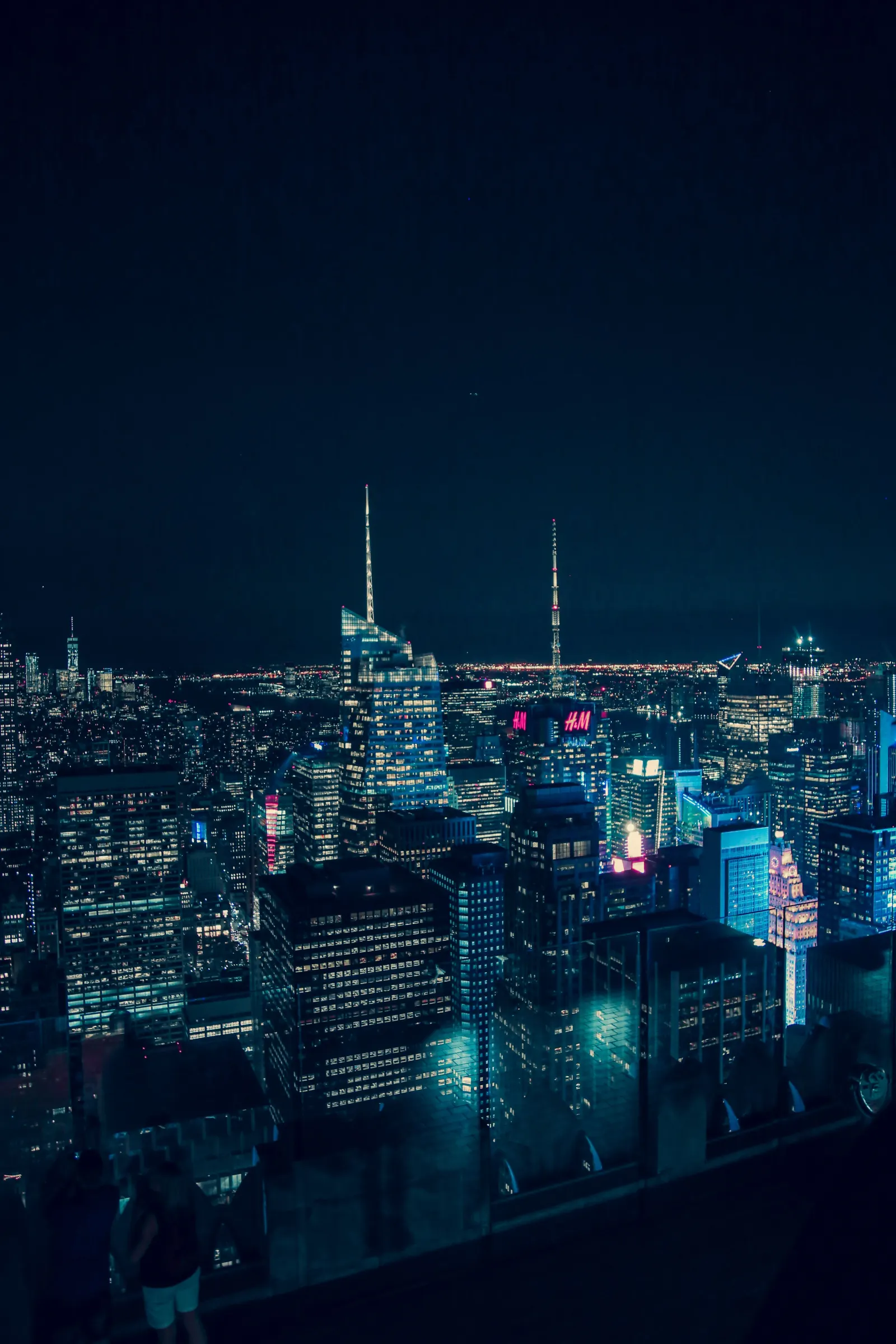 Warszawa nocą z góry – szkolenia strategiczne dla kadry zarządzającej